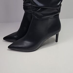 INC NEW IN THE BOX BLACK OVER THE KNEE HEELED BOOTS